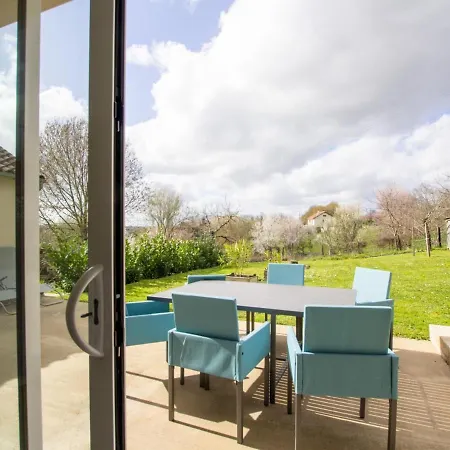 Maison Climatisee Avec Jardin Privatif Et Parking - Fr-1-616-305 בית כפרי
